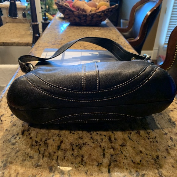 COACH SOHO Small Flap Buckle Hobo (NWT) - Picture 5 of 7